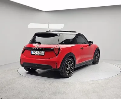 MINI Cooper 2025, 4561 км, за 34900000 KRW