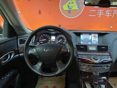 Infiniti Q70 2020, 71000 км, за 103800 CNY - фото 10