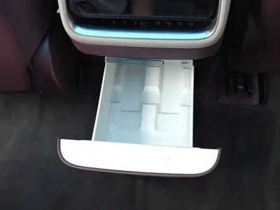Xiaomi 小米YU7 2025, 7000 км, за 308000 CNY - фото 12