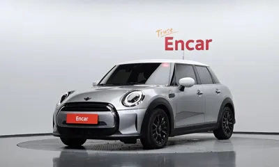 MINI Cooper · 2024 год