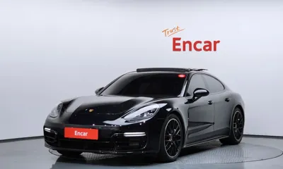 Porsche Panamera · 2020 год