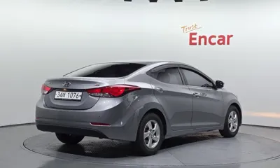 Hyundai Avante 2014, 128178 км, за 4500000 KRW