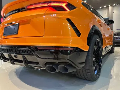 Lamborghini Urus 2023, 15000 км, за 2650000 CNY - фото 19