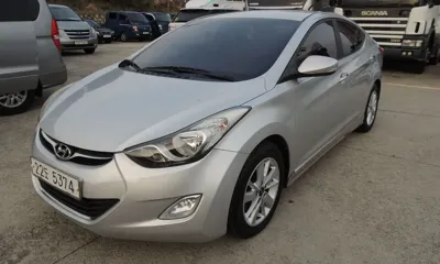 Hyundai Avante · 2012 год