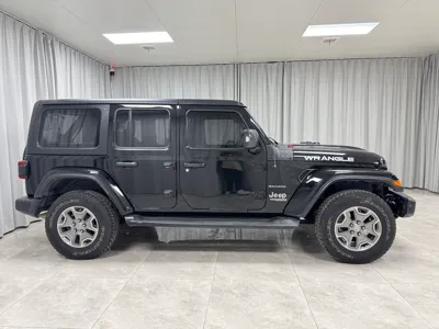 Jeep Wrangler 2019, 126200 км, за 226521.93 CNY