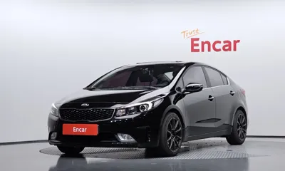 Kia K3 · 2016 год