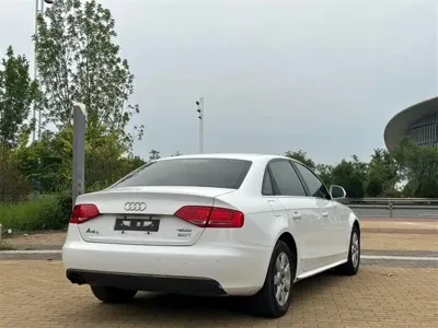 Audi A4L 2010, 140000 км, за 19800 CNY