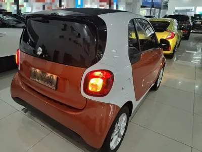Smart Smart Fortwo 2018, 64000 км, за 50800 CNY - фото 7