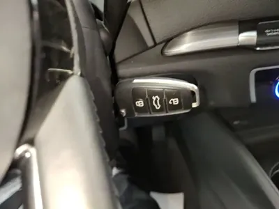Audi A3 2018, 80700 км, за 53200 CNY - фото 9