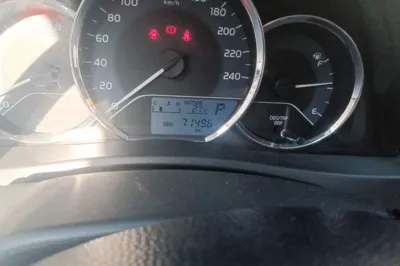 Toyota Corolla 2018, 71400 км, за 50597.29 CNY - фото 13