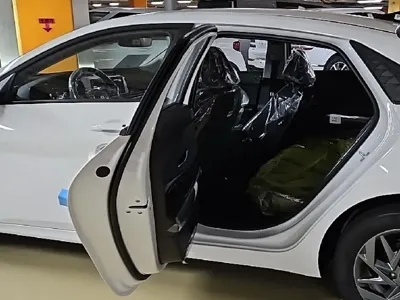 Hyundai Avante 2026, 5 км, за 3840000 KRW