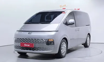Hyundai Staria · 2023 год