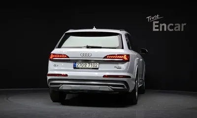 Audi Q7 2021, 64790 км, за 46900000 KRW