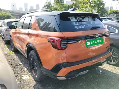 Ford Explorer 2024, 9000 км, за 302652.39 CNY - фото 4