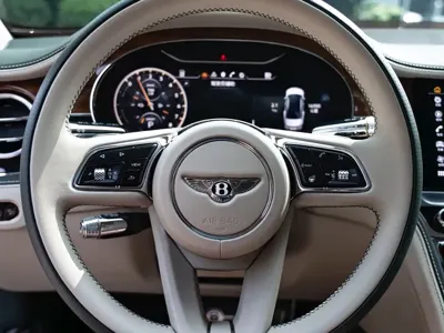 Bentley Flying Spur PHEV 2023, 16000 км, за 2118000 CNY - фото 12