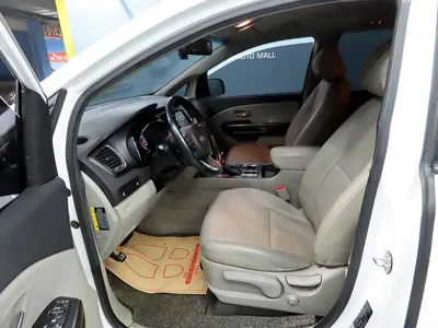 Kia Canival 2019, 211232 км, за 8500000 KRW - фото 6