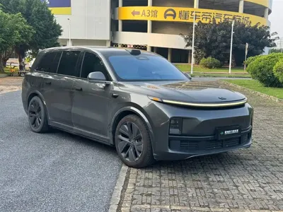 Li Auto Li L9 2023, 69000 км, за 240799 CNY