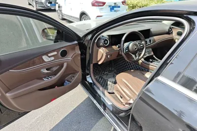 Mercedes-Benz E-Class 2019, 93800 км, за 207279.97 CNY - фото 13