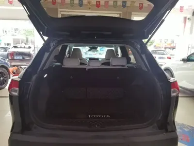 Toyota Frontlander 2023, 55800 км, за 81100 CNY - фото 19