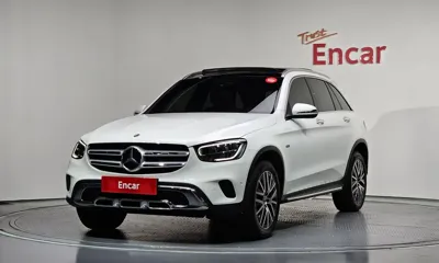 Mercedes-Benz GLC-Class · 2021 год