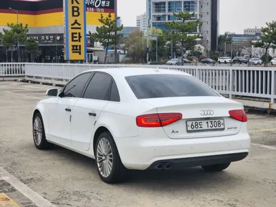 Audi A4 2013, 188246 км, за 4400000 KRW