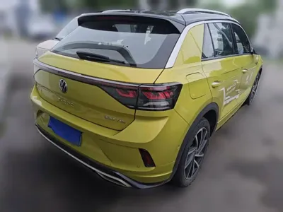 Volkswagen T-Roc 2023, 29800 км, за 94300 CNY - фото 12