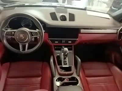 Porsche Cayenne 2022, 60900 км, за 530300 CNY - фото 16