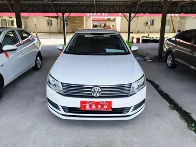 Volkswagen Gran Lavida 2017, 86300 км, за 42000 CNY