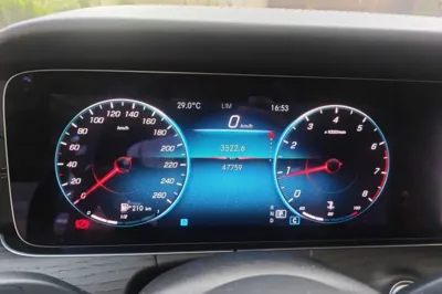 Mercedes-Benz E-Class 2021, 47700 км, за 236523.15 CNY - фото 8
