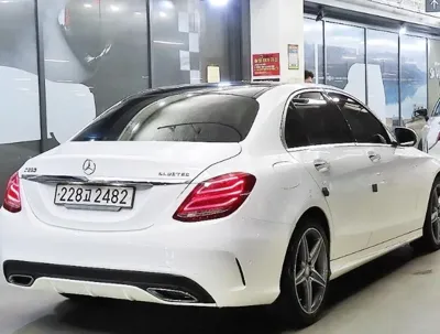 Mercedes-Benz C-Class 2015, 97574 км, за 16190000 KRW