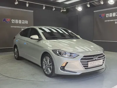 Hyundai Avante 2018, 138000 км, за 8600000 KRW