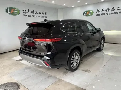 Toyota Highlander 2024, 33000 км, за 198800 CNY - фото 7