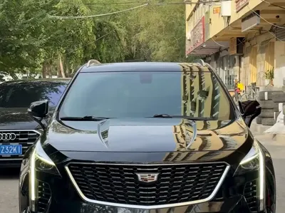 Cadillac XT4 · 2021 год