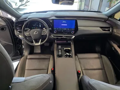 Lexus RX 2025, 10841 км, за 97000000 KRW - фото 7
