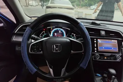 Honda Civic 2016, 55599 км, за 61372.07 CNY - фото 11