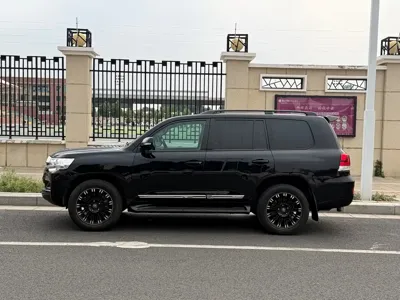 Toyota Land Cruiser 2019, 76000 км, за 430000 CNY - фото 18