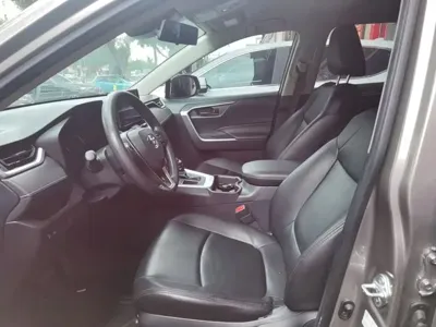 Toyota RAV4 2023, 24000 км, за 99000 CNY - фото 15