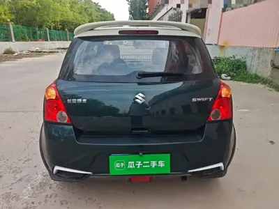 Suzuki Swift 2017, 70600 км, за 24300 CNY