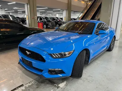 Ford Mustang · 2017 год