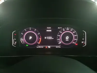 Volkswagen Passat 2023, 33400 км, за 119700 CNY - фото 12