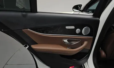 Mercedes-Benz E-Class 2018, 61729 км, за 23500000 KRW - фото 25