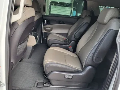 Kia Canival 2026, 6750 км, за 38420000 KRW