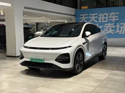 Xpeng G6 · 2023 год
