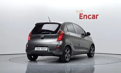 Kia Morning 2013, 129064 км, за 4350000 KRW