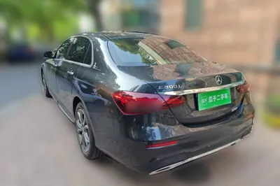 Mercedes-Benz E-Class 2022, 37800 км, за 222383.13 CNY