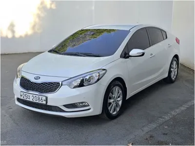 Kia K3 · 2015 год