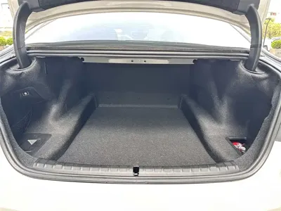 BMW 5 Series 2018, 73000 км, за 153800 CNY - фото 28