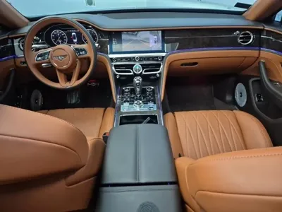 Bentley Flying Spur 2022, 28456 км, за 187000000 KRW - фото 6