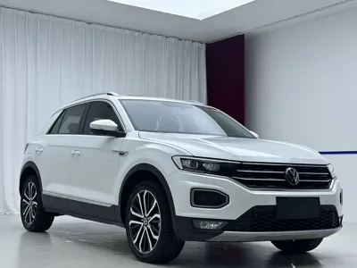 Volkswagen T-Roc 2023, 27000 км, за 119800 CNY