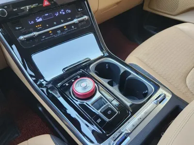 Kia Canival 2023, 24734 км, за 27500000 KRW - фото 9